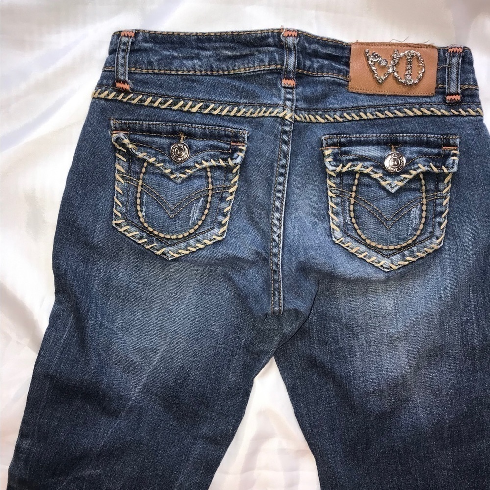 *VO distressed jeans